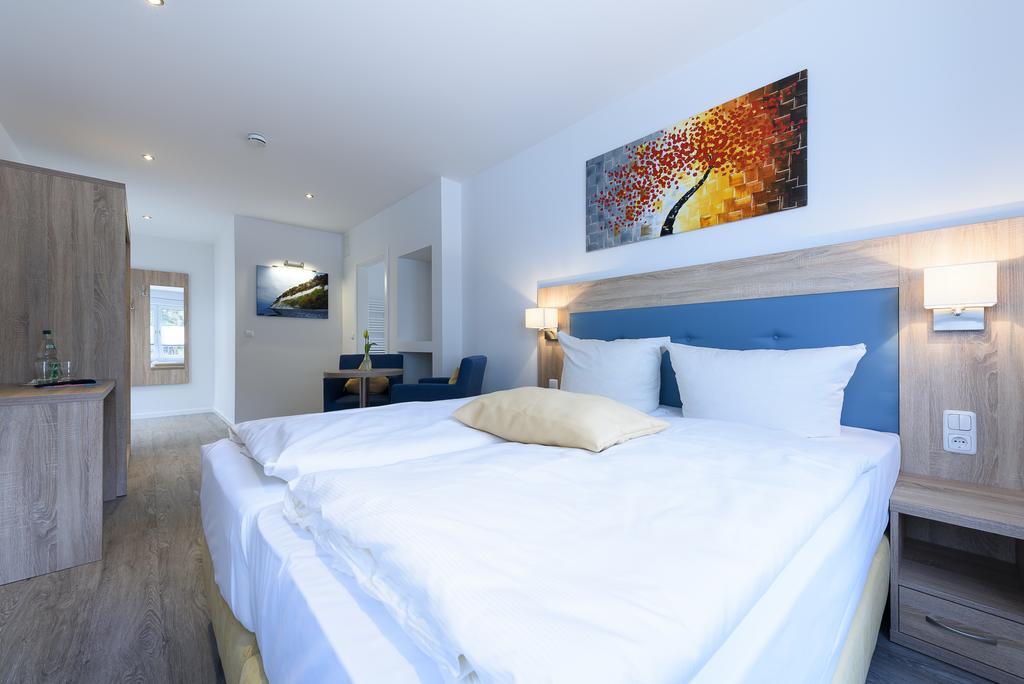 Hotel Boddenhus Garni Zingst Ngoại thất bức ảnh