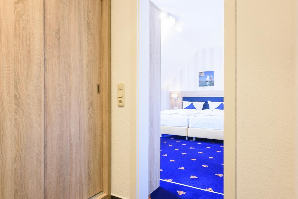 Hotel Boddenhus Garni Zingst Ngoại thất bức ảnh