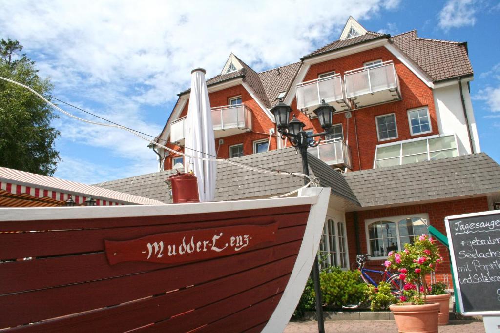 Hotel Boddenhus Garni Zingst Ngoại thất bức ảnh